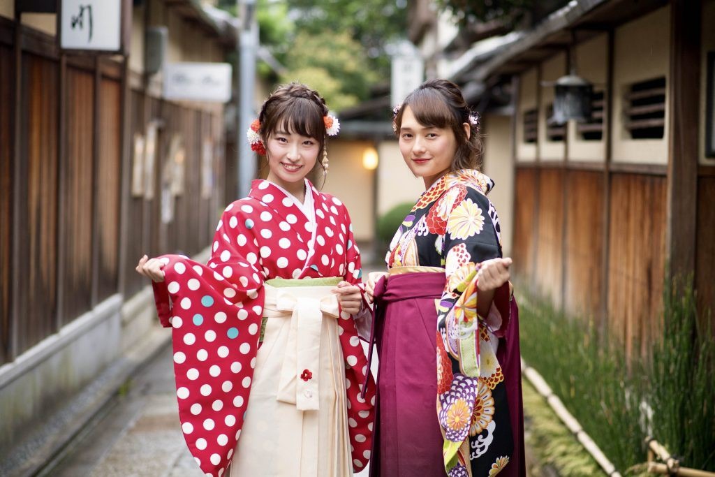 6-quy-tac-nghiem-ngat-khi-mac-kimono-o-nhat-ban-ivivu-1