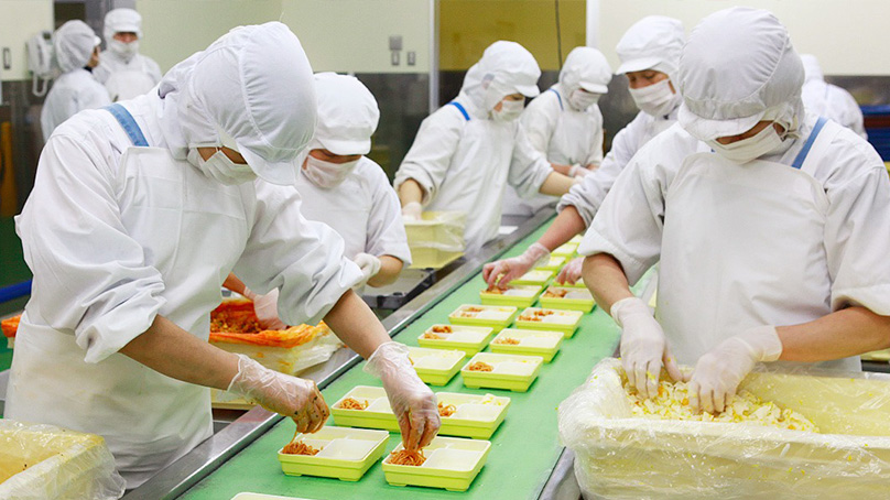 don-hang-thuc-pham-nhat-ban-nam-2023